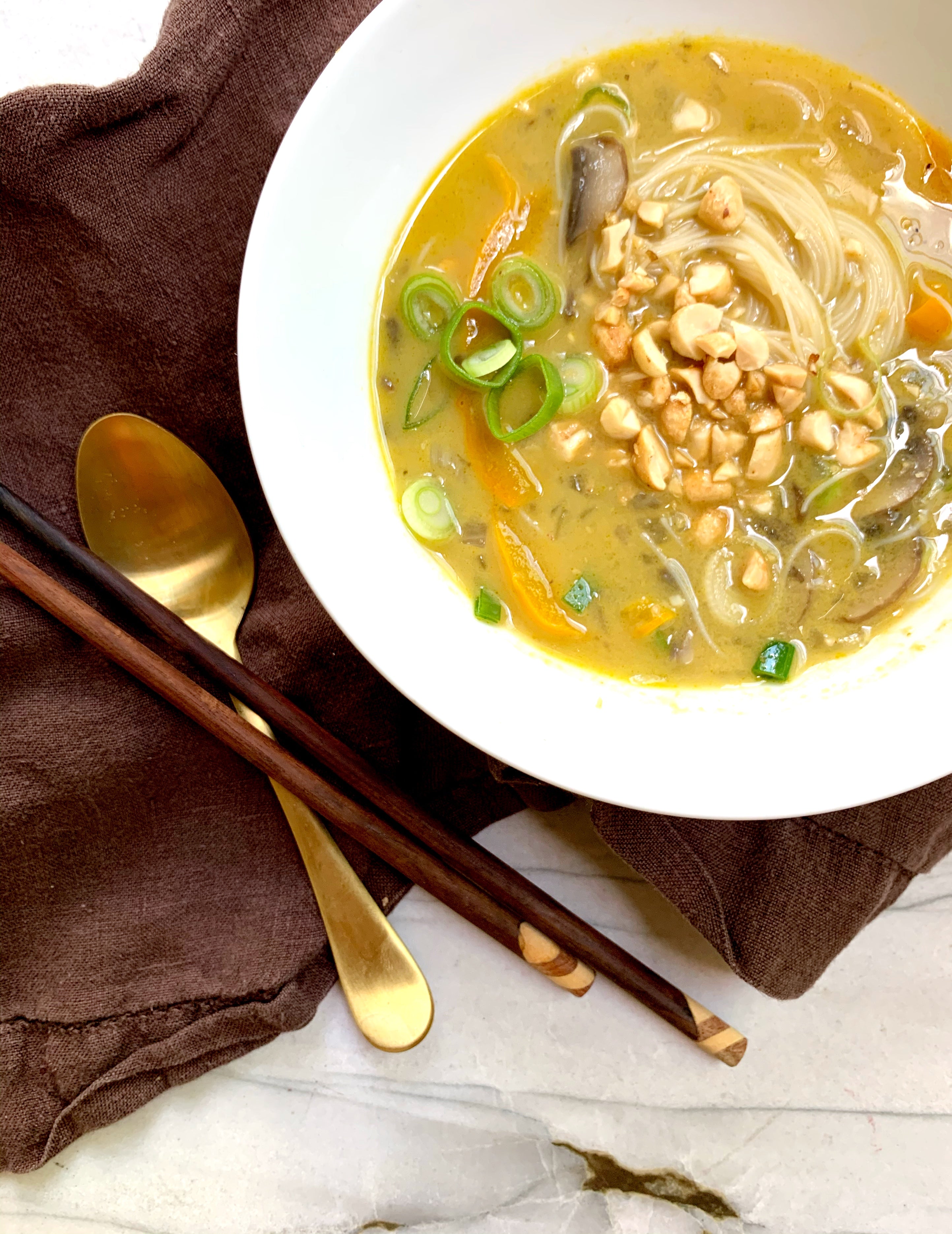 Kitchen Joy Golden Curry Chicken with Udon Noodles